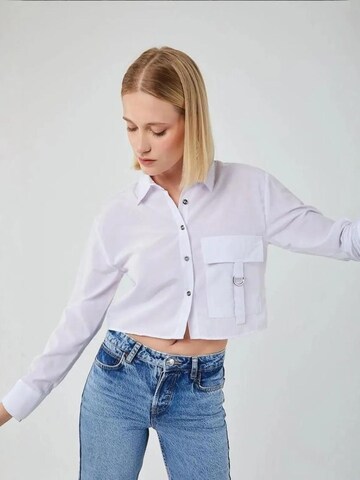MixRay Blouse in White