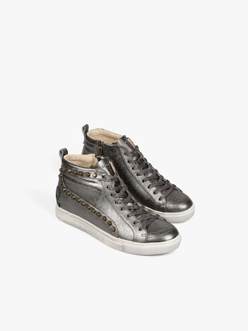 Scalpers High-Top Sneakers in Silver