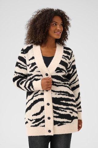 KAFFE CURVE Gebreid vest 'Sandia' in Beige: voorkant