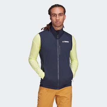 Gilet de sport 'TERREX Xperior' ADIDAS TERREX en bleu : devant