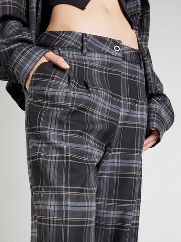 SHYX Regular Pleat-front trousers in Grey