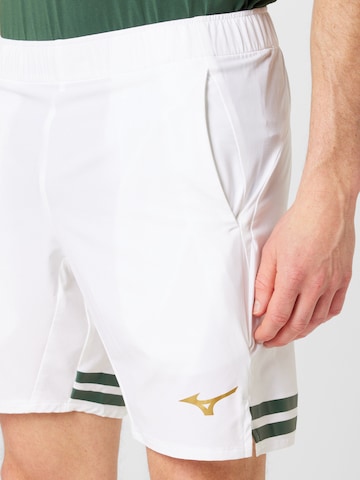 MIZUNO Regular Sportshorts in Weiß