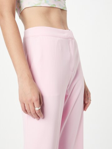 NLY by Nelly Loosefit Hose in Pink