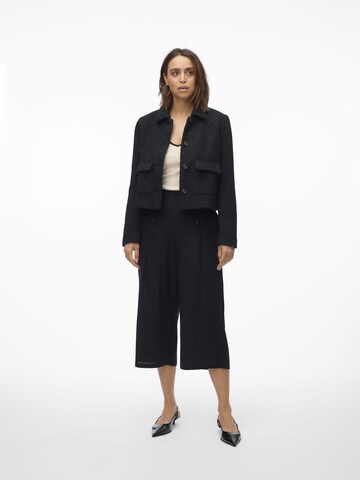 VERO MODA Jacke 'AWNAOKO' in Schwarz
