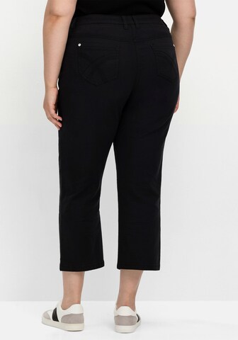 Coupe slim Pantalon SHEEGO en noir