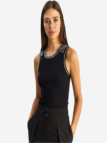 Bianco Lucci Blouse in Black: front