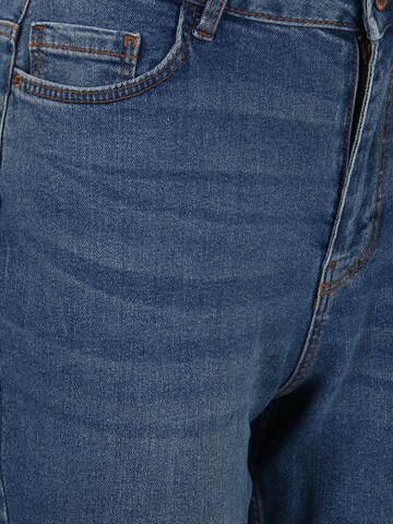 Tapered Jeans 'Kesia' di Pieces Petite in blu