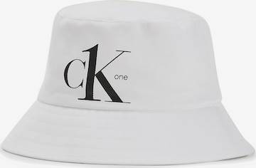 Chapeau Calvin Klein Jeans en blanc : devant