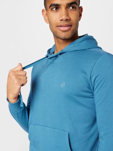 WESTMARK LONDON Sweatshirt in Blau