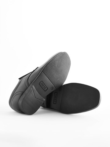 Chaussure basse Next en noir