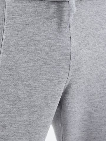 Tommy Life Regular Jogginghose in Grau