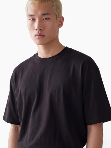 No Excess T-Shirt in Schwarz