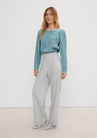 Regular Pantalon à pince COMMA en gris