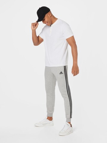 Effilé Pantalon de sport ADIDAS SPORTSWEAR en gris