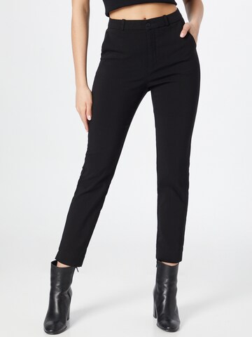 Coupe slim Pantalon chino 'SOLVEJ' Freequent en noir : devant