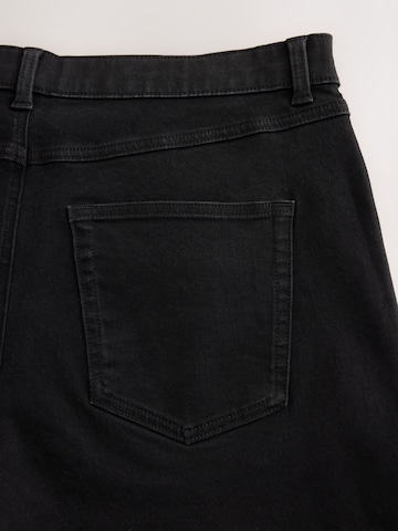 regular Jeans 'Essential' di Next in nero