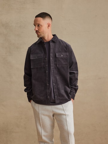 Coupe regular Chemise 'Lucian' DAN FOX APPAREL en gris : devant