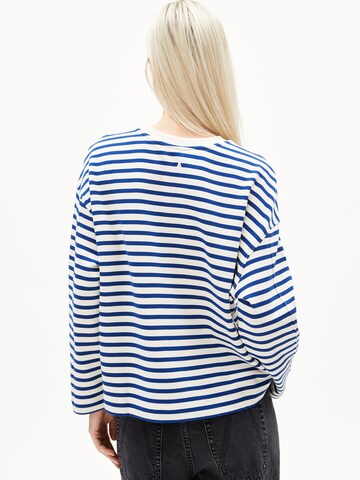 Pullover 'Maarlen' di ARMEDANGELS in blu: frontale