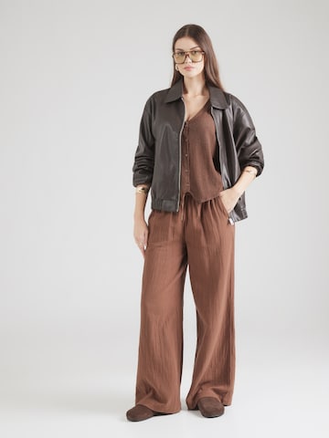 QS Knitted vest in Brown