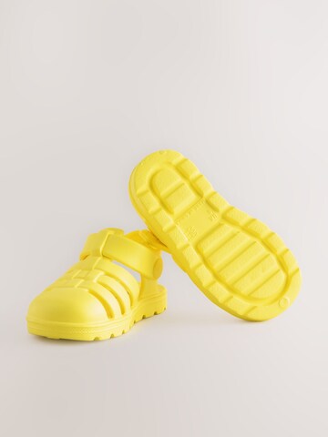 Next Fisherman-Sandalen in Gelb