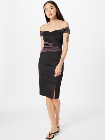 Rochie de cocktail de la Lipsy pe negru