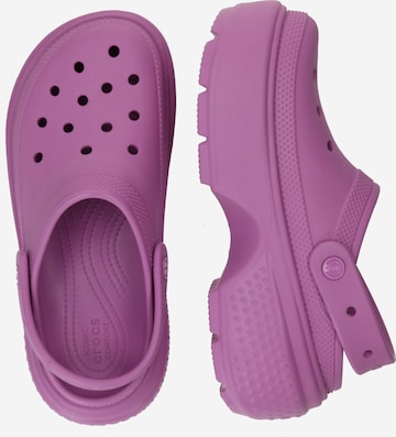 Crocs Pantofle 'Stomp' – fialová