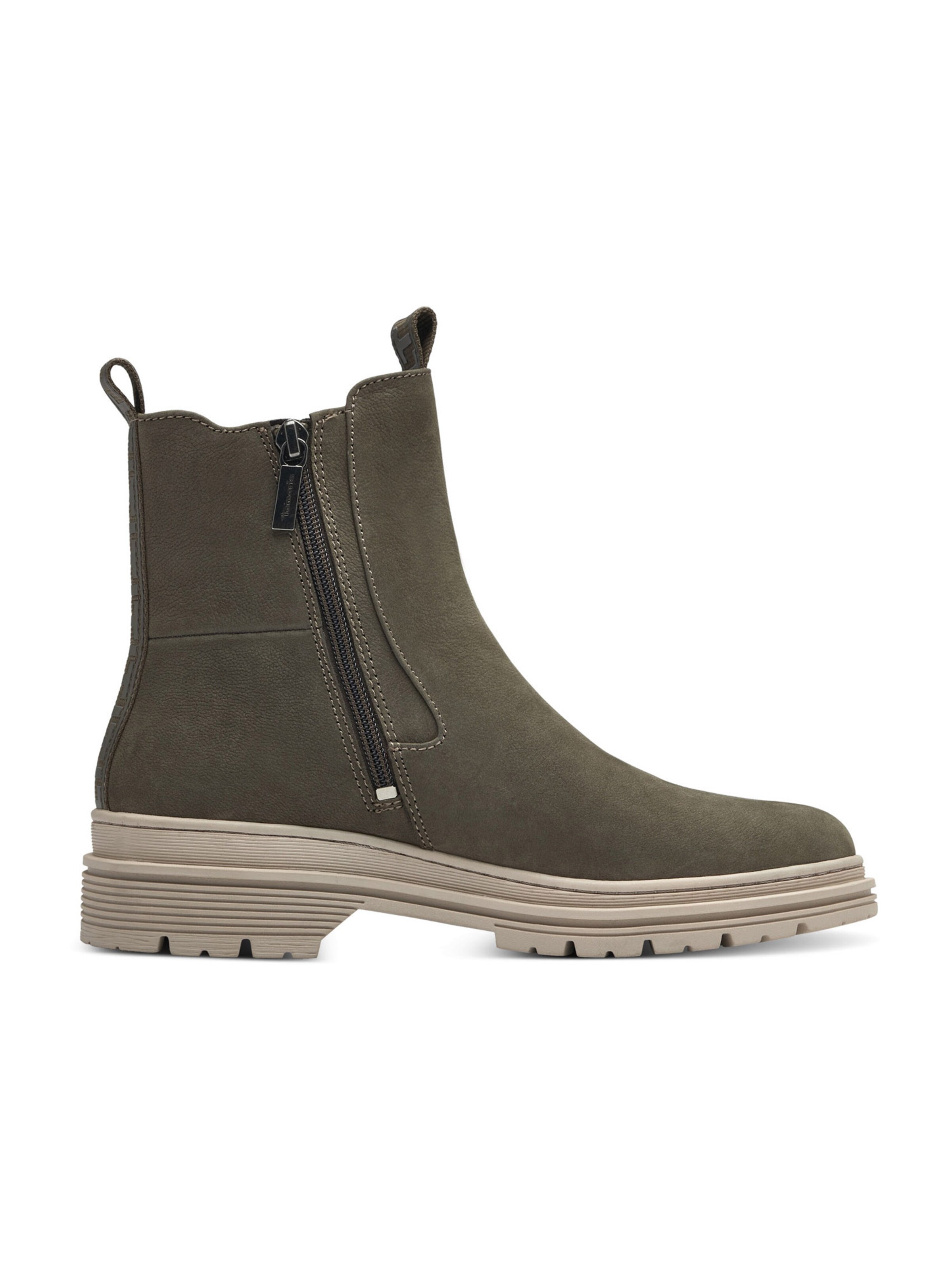 Tamaris Chelsea boots in Green