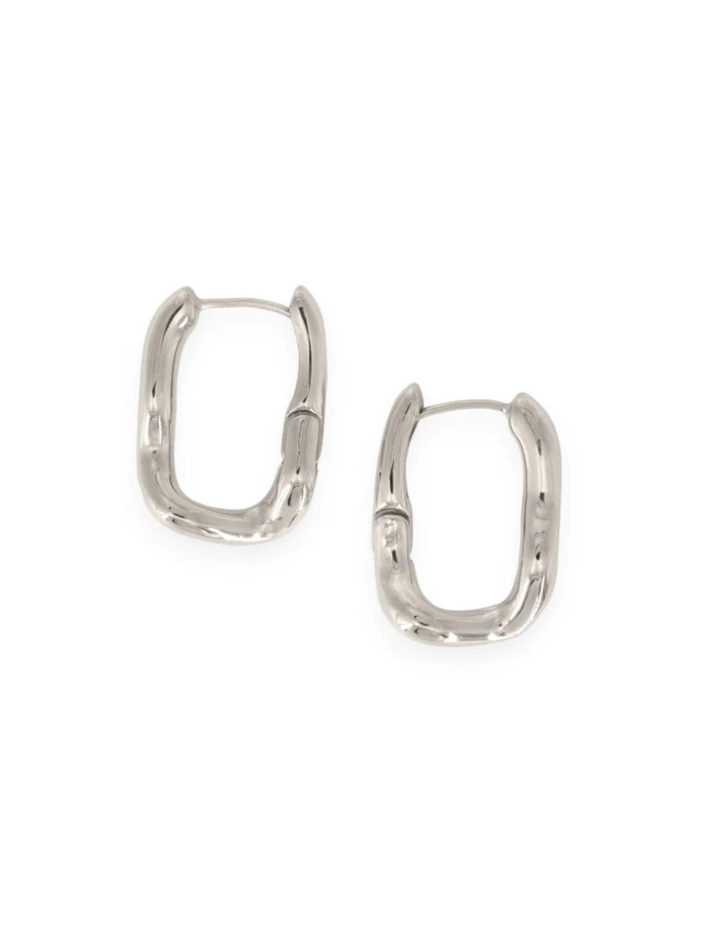 Fräulein Wunder Oorbellen 'Creolen Soft Oval Edelstahl' in Zilver: voorkant