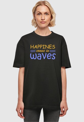 Merchcode T-Shirt 'Summer - Happines  Comes In Waves' in Schwarz: Vorderseite
