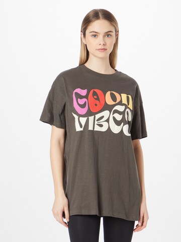 T-shirt oversize Cotton On en gris : devant