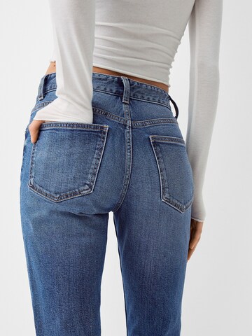 Bershka Regular Jeans in Blauw