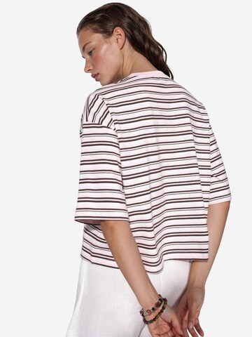 T-shirt Busem en blanc