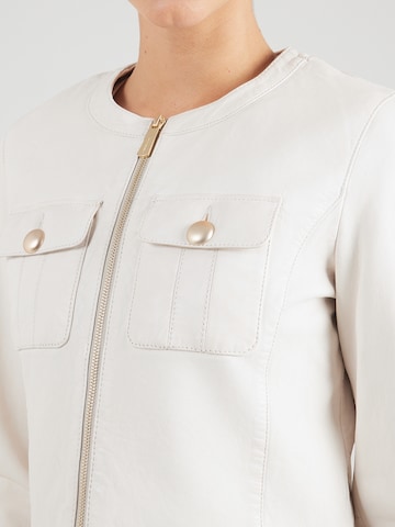 balts OAKWOOD Starpsezonu jaka 'SUSAN'