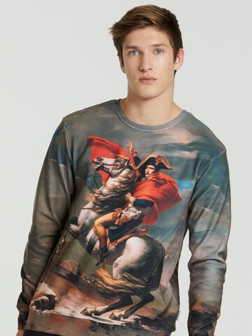 Mr. Gugu & Miss Go Sweatshirt 'Napoleon Crossing' in Mischfarben