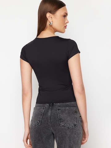 Trendyol T-shirt i svart