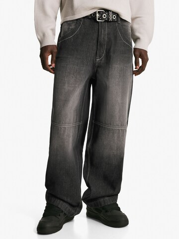 Baggy Jeans de la Bershka pe negru: față