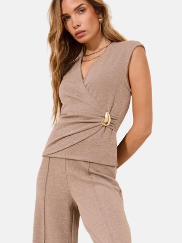 Lipsy Vyšívaný top - Hnedá: predná strana