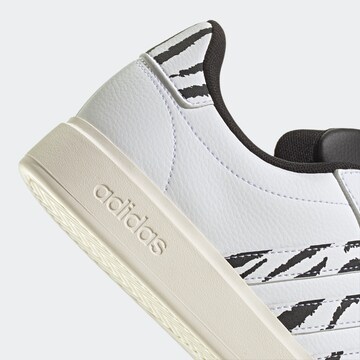 ADIDAS SPORTSWEAR Sneakers in White