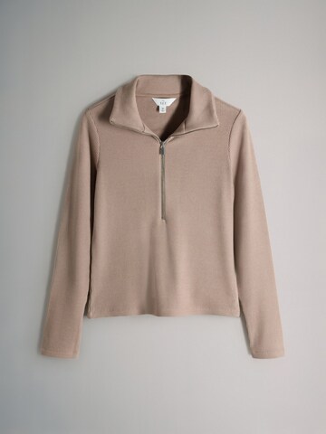 The SetMajica - smeđa boja