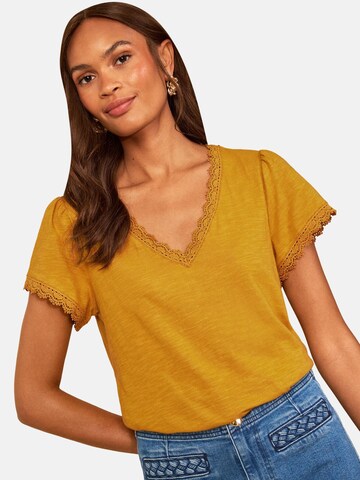 love & roses Shirt in Yellow: front