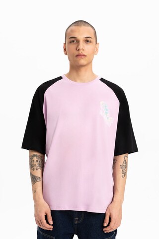 UNIQVIBE T-Shirt in Pink: Vorderseite