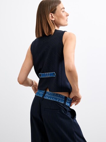Gilet Desigual en bleu