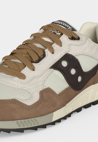 saucony Matalavartiset tennarit 'SHADOW 5000' värissä beige