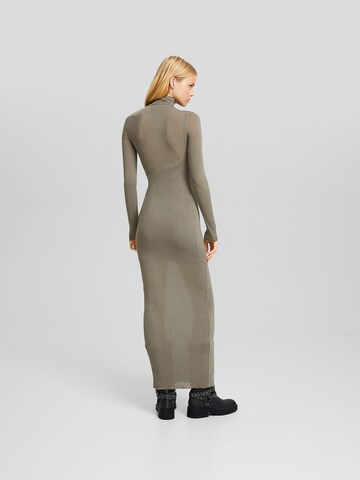 Bershka Kleid in Grün