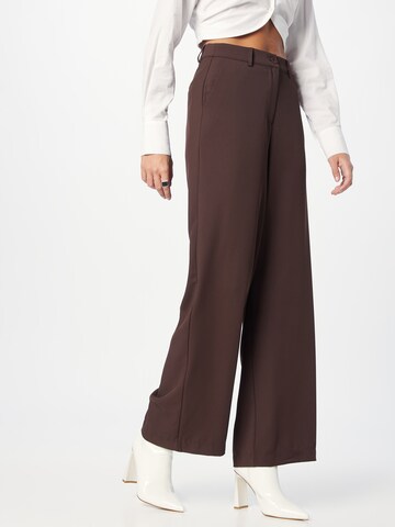 SISTERS POINT Wide leg Broek 'VAGNA' in Bruin: voorkant