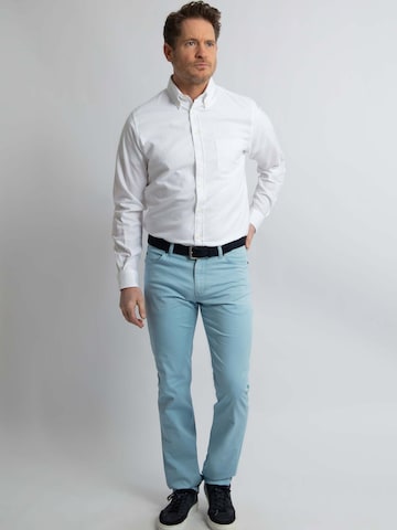 Steppin' out Regular fit Button Up Shirt in White