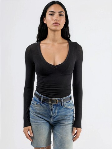 T-shirt Busem en noir : devant