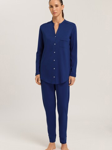 Hanro Pyjama ' Pure Essence ' in Blauw: voorkant