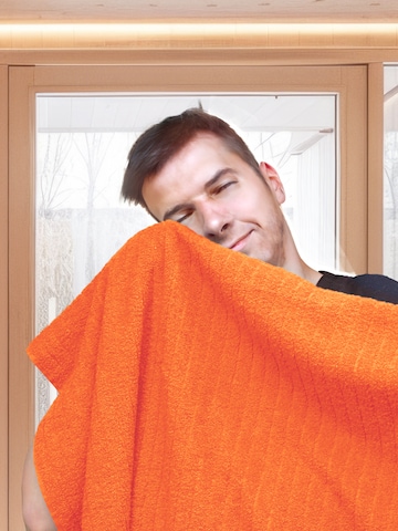 Lashuma Towel 'Kopenhagen' in Orange