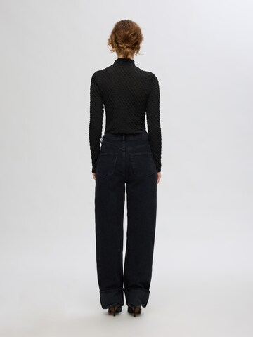 T-shirt 'Timmi' SELECTED FEMME en noir